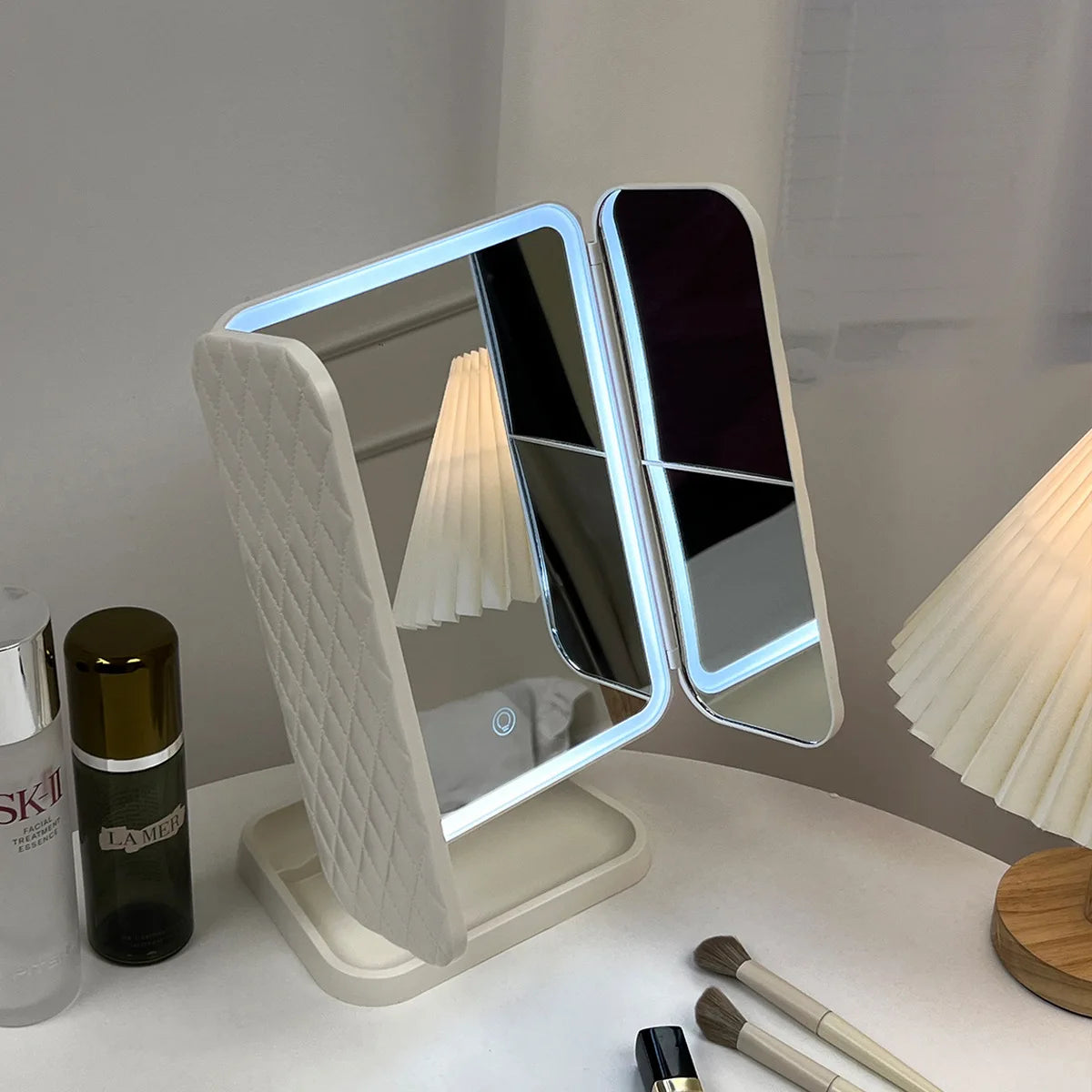 Essence Smart LED Makeup Mirror